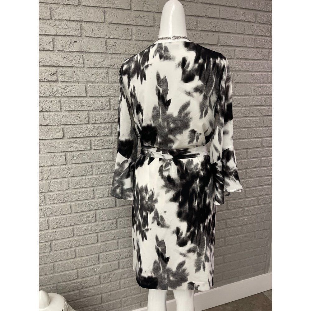 Banana Republic Black & White 3/4 Flare Sleeve Tie Waist Shift Dress Size S - Picture 7 of 9